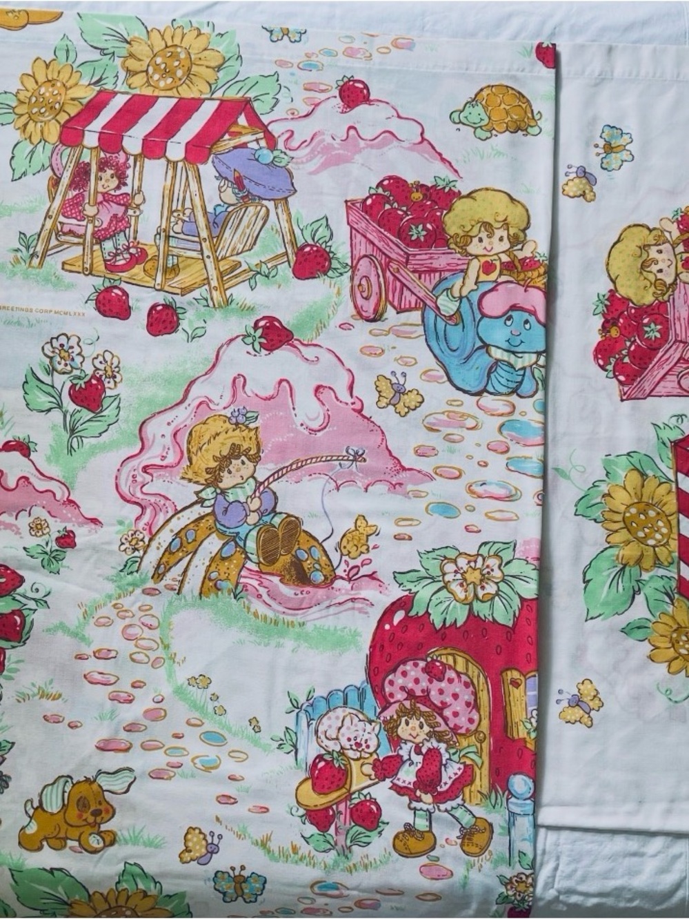 Strawberry Shortcake Vintage 1980’s Twin Bedsheets and Pillowcase